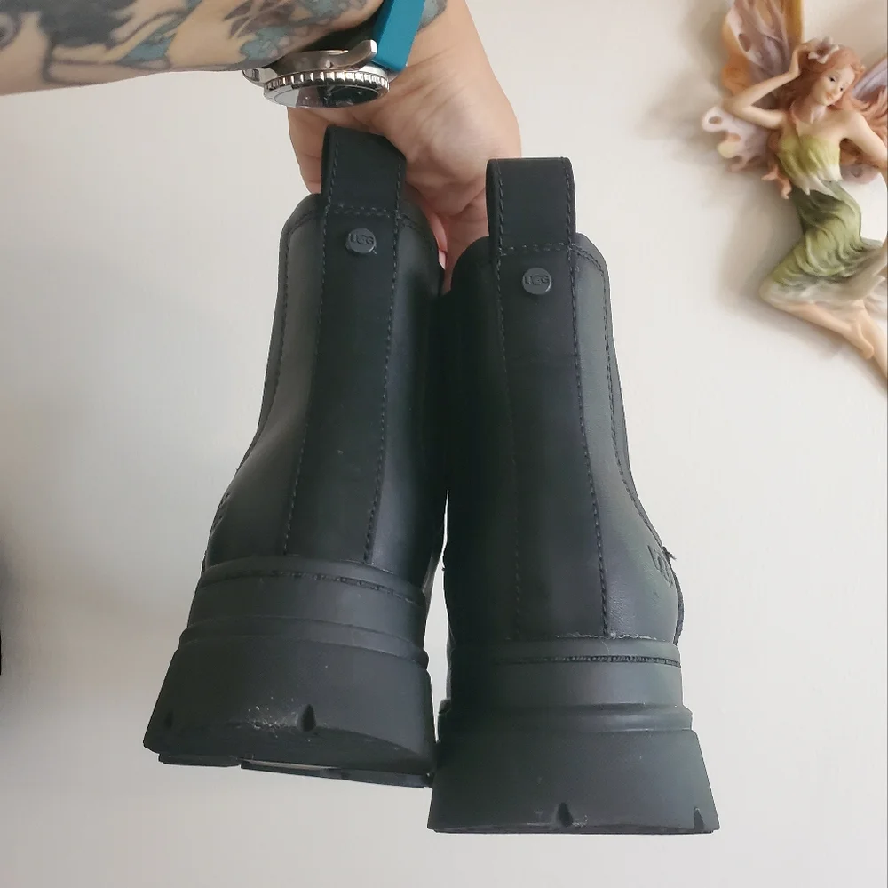 Chelsea Boot - Picture 3 of 5